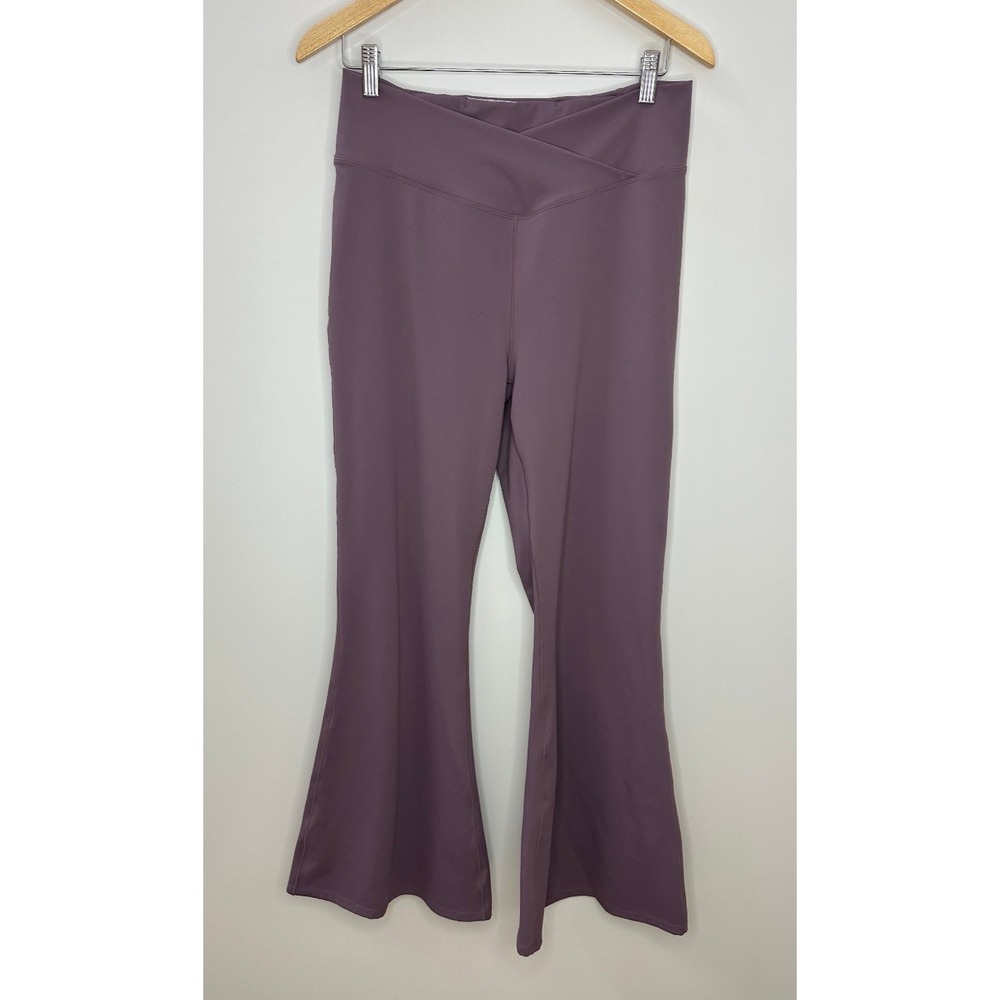 Halara DayStretch High Waisted Crossover Pocket Flare Leggings XL Purple Pants - Picture 12 of 12